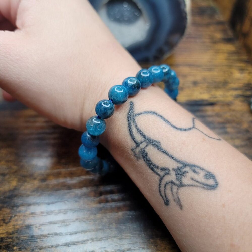 Blue Apatite Crystal Braclet - Picture 2 of 3